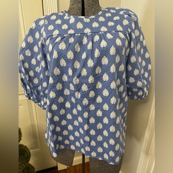 Michelle Mcdowell Tops - Women’s Michelle McDowell Blue Floral Women's Top NWT